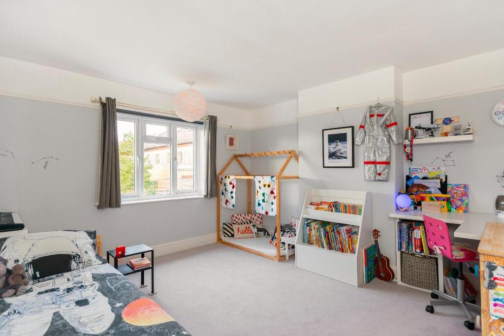 2W4WHE - Bedroom D.jpg