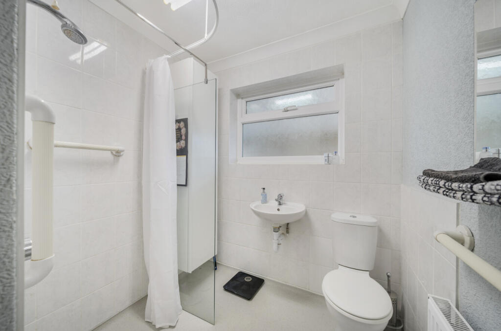 130549619684af32412363