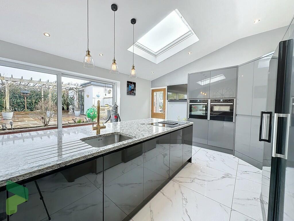 Breakfast kitchen...