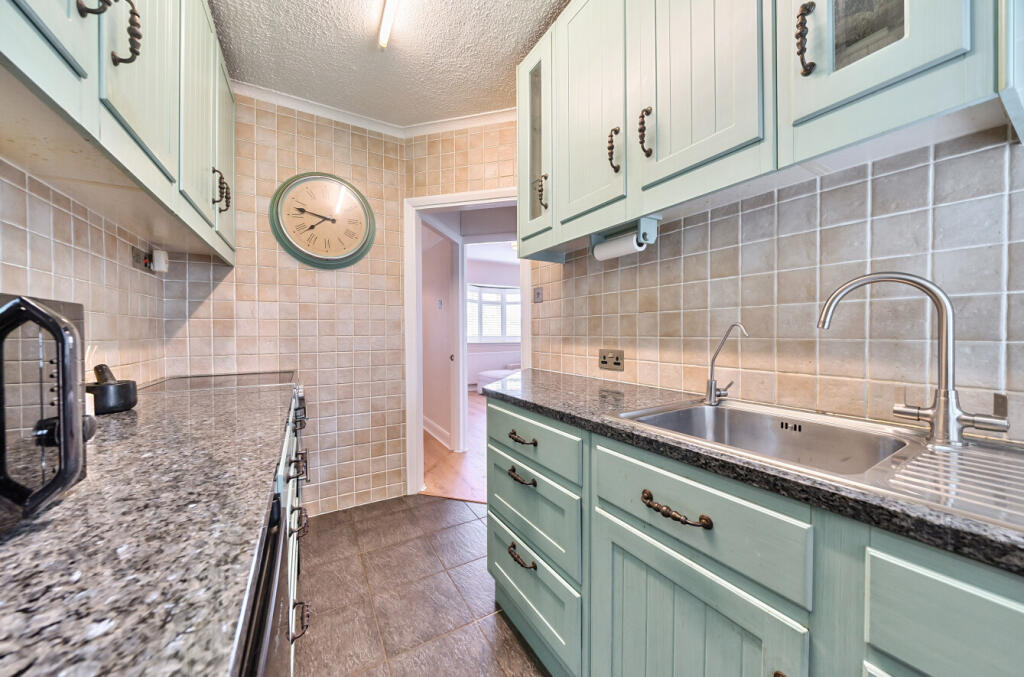 13-68150311f0485-...