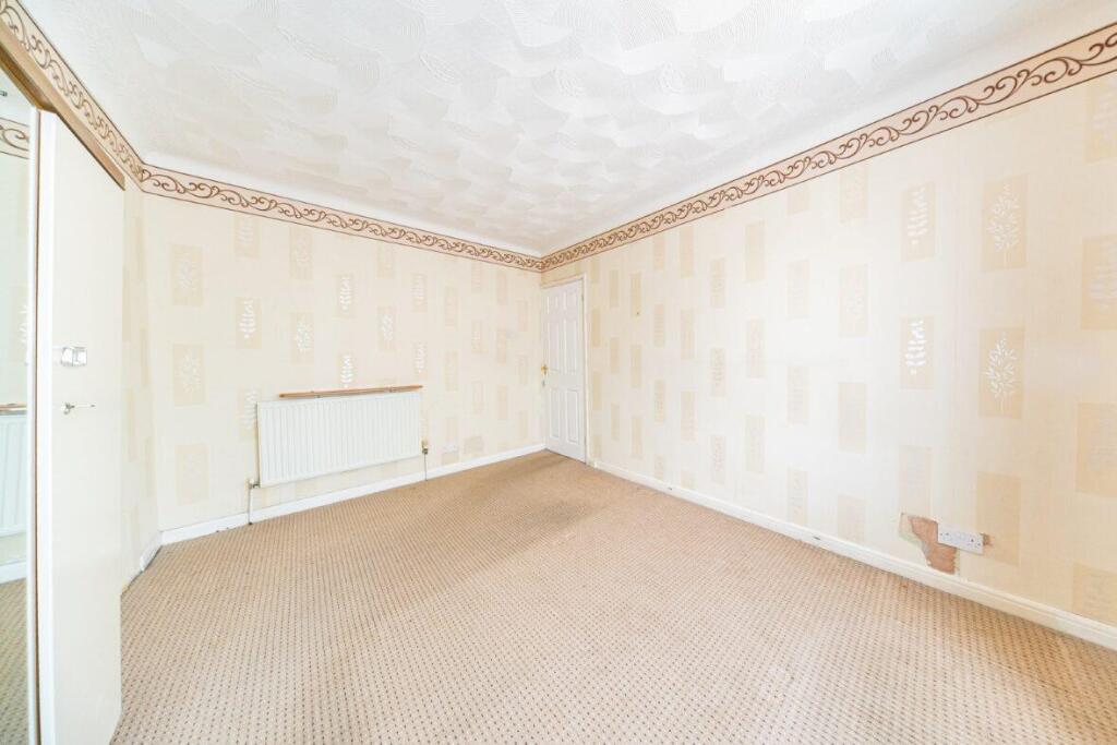 253 Liverpool Road bedroom 1 2.jpg