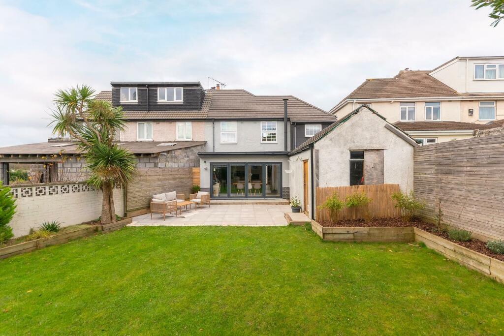 2D6CBH - External D.jpg