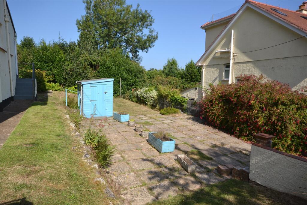 Garden &amp; Parking