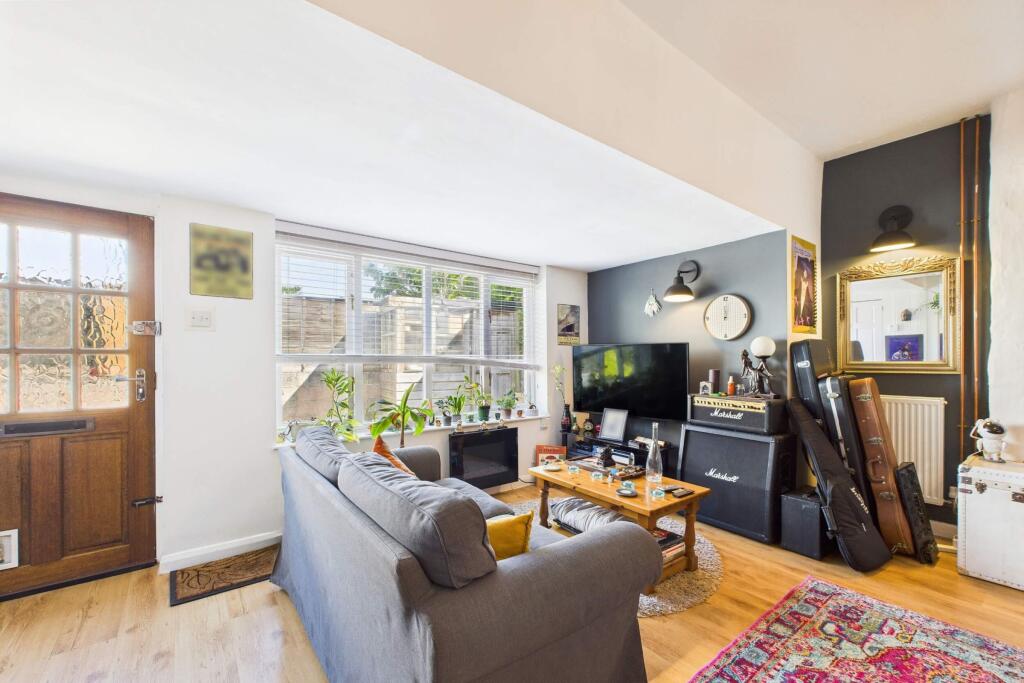 Main building annexe - open plan lounge/kitchen