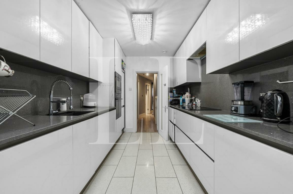 Haselbury Road  (8).png