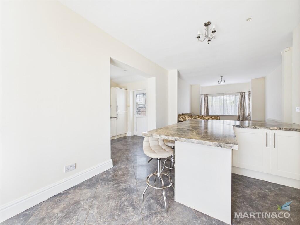 CAM03111G0-PR0311...