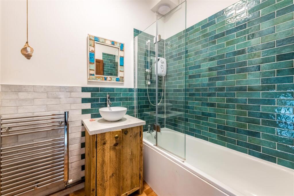 Flat 5, 24-25 Broad Street-11.jpg