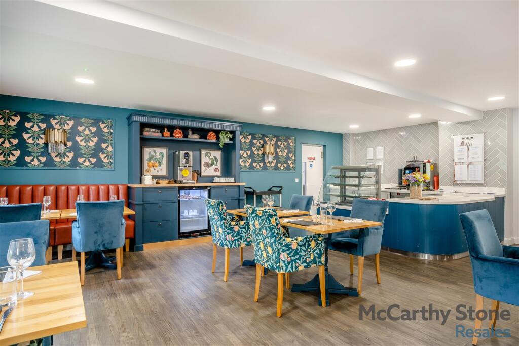 8647830-interior24.jpg