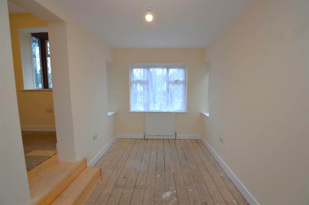 25 Bridge Way bed 4 JPG.JPG