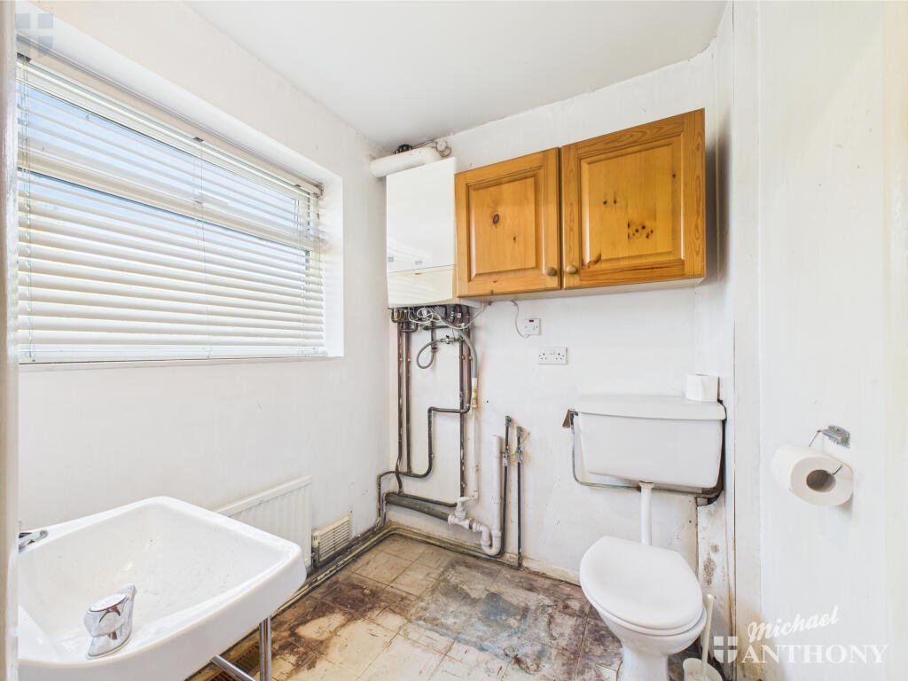 CAM03218G0-PR0625-STILL005