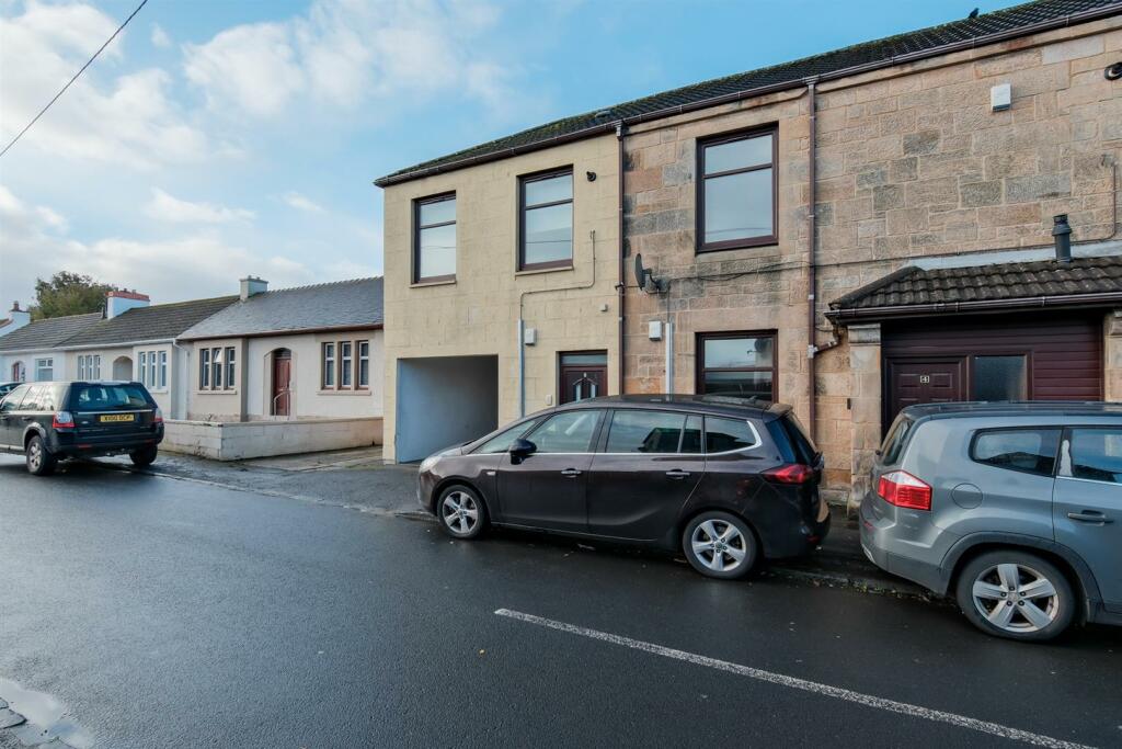 024-8 Croft Road, Larkhall ML9 1BH.jpg