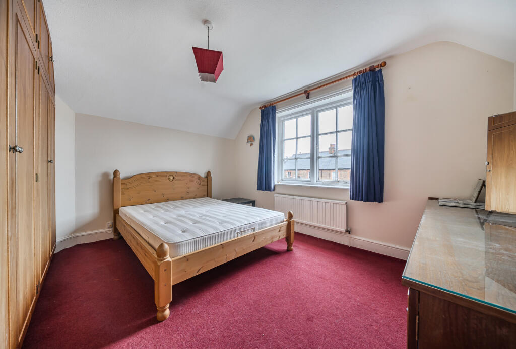 1387382-1-6931864...