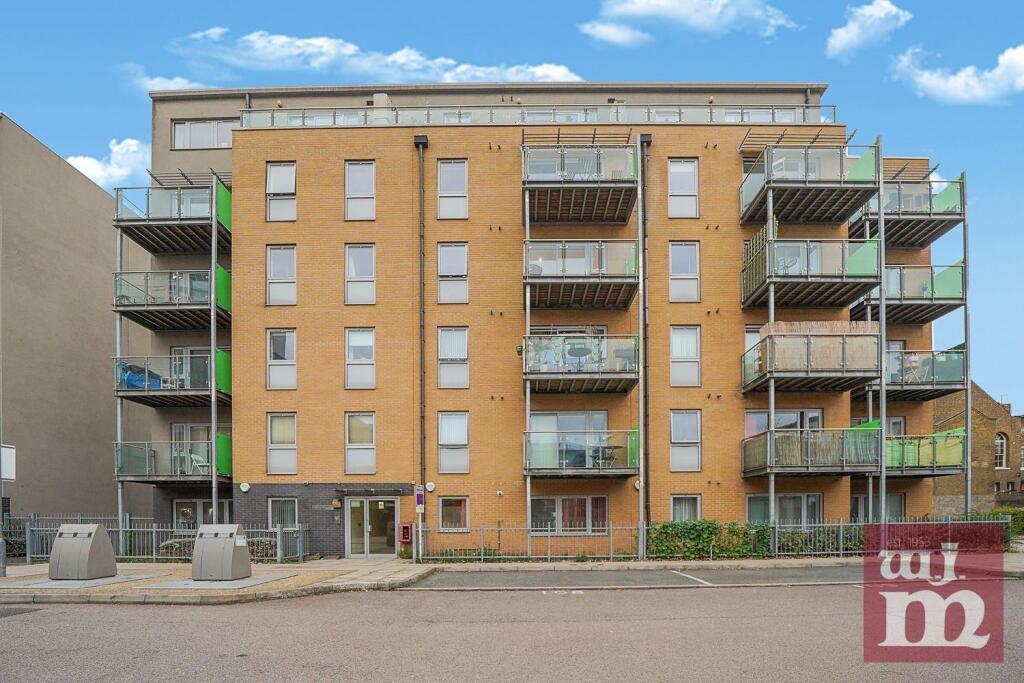 Ducaine Apartments