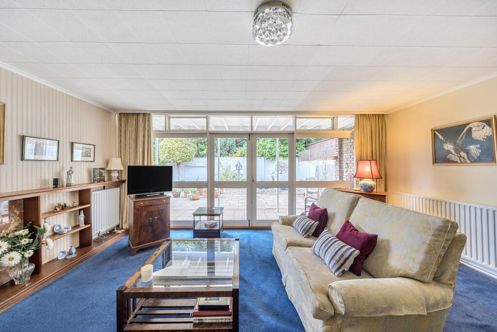 1371998-7-68f8f8b...