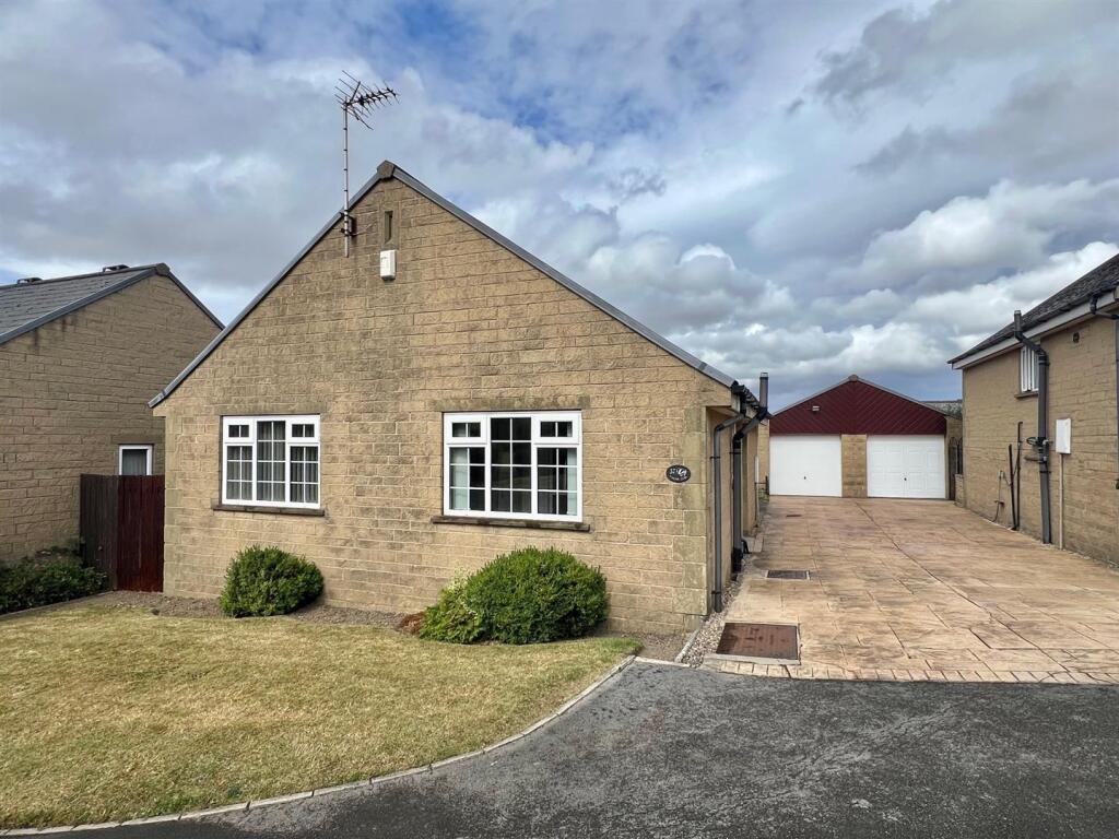 Bramleys Estate Agents - Badget Hill - Rastrick (1