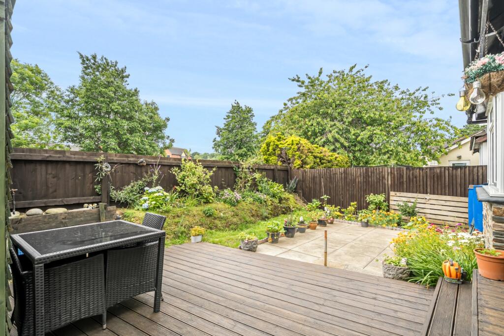 1306355-9-6846d1c2813dd