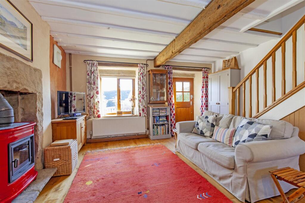 Reception Room-4.jpg