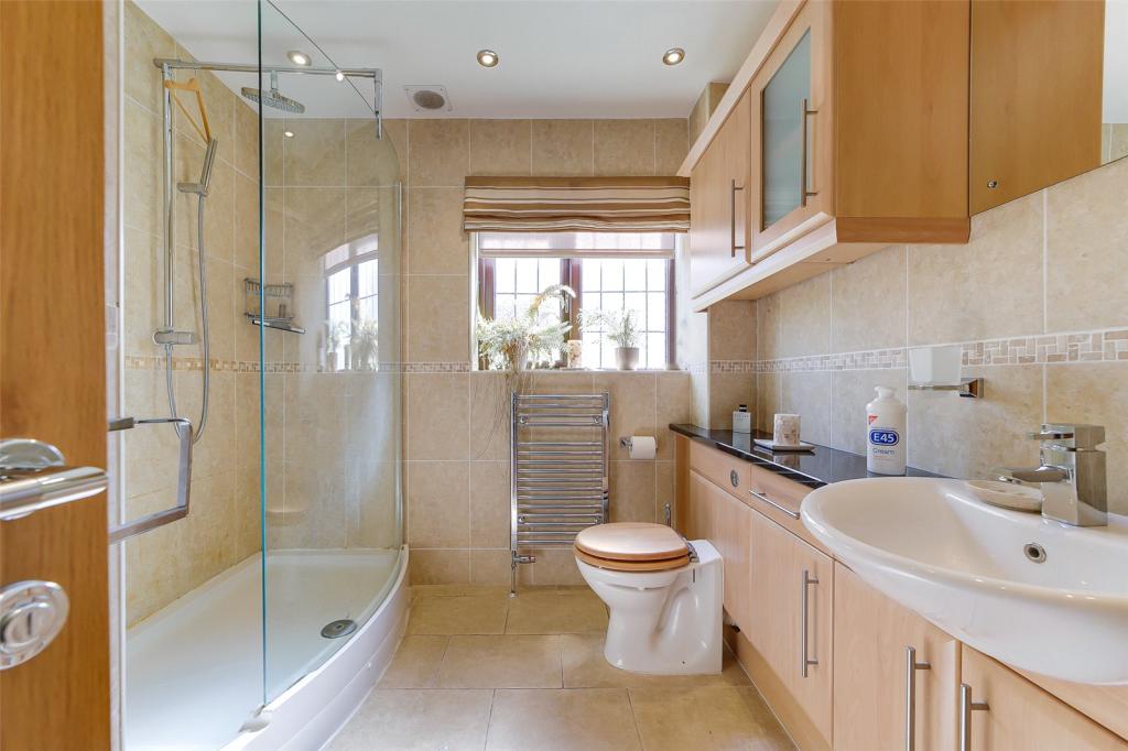 Ensuite