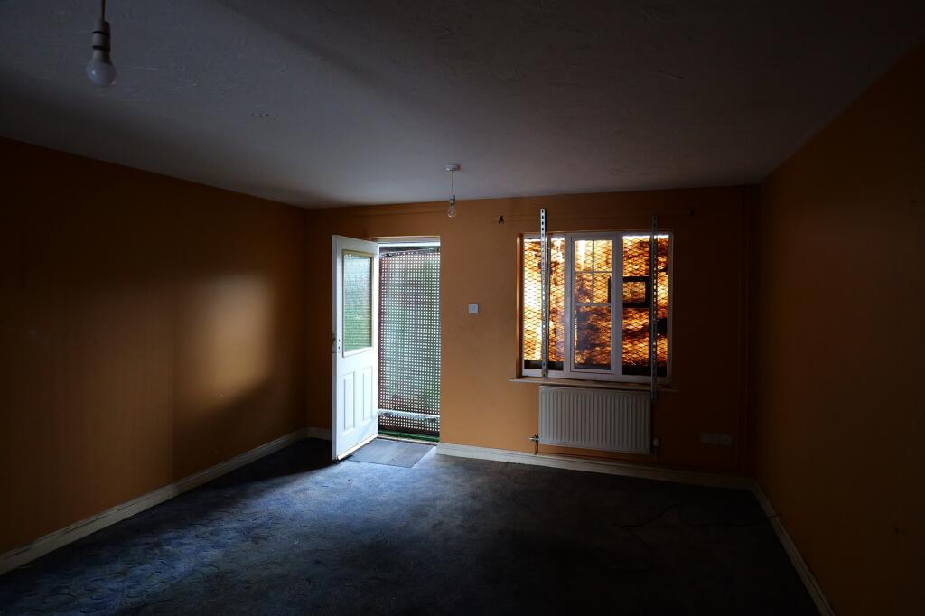 16 Horseshoe End, Newbury, Berkshire, RG14 7XE