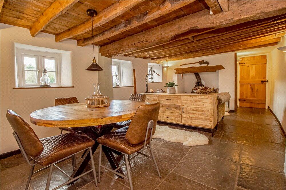 Dining Room/Snug
