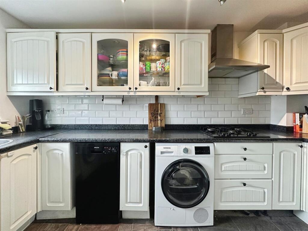 cf0921a5--4B62-AD0A-04DB2F582F76-53476-000011FAD66