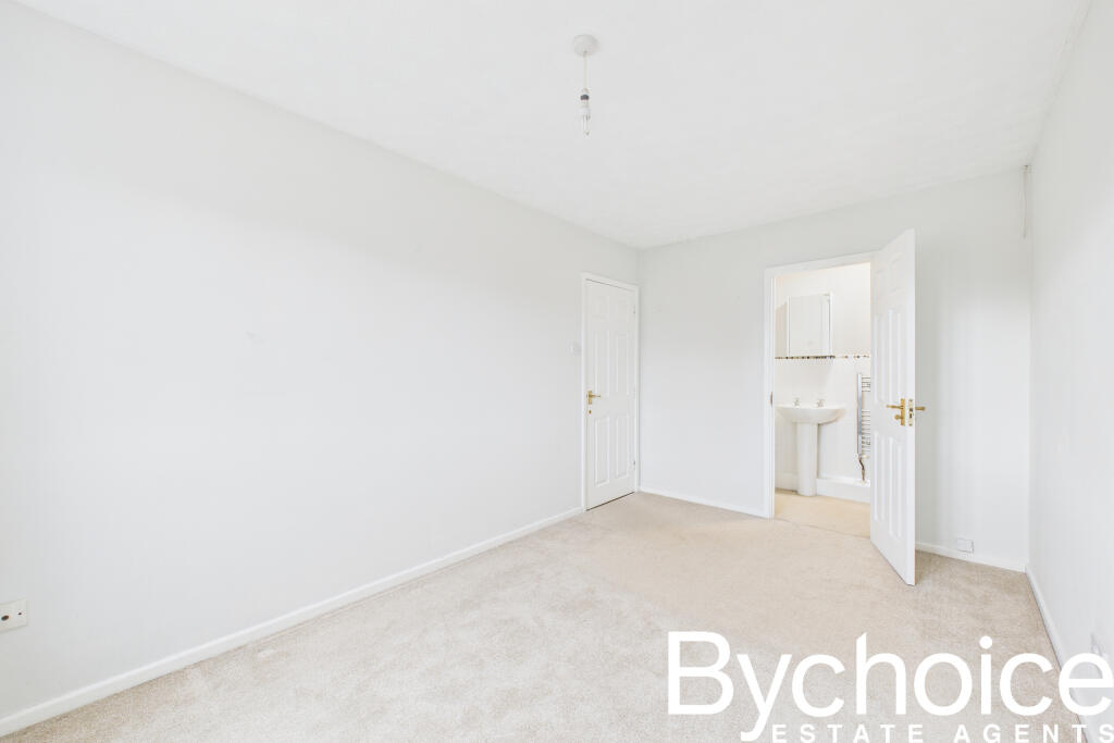 CAM05454G0-PR0068-STILL012