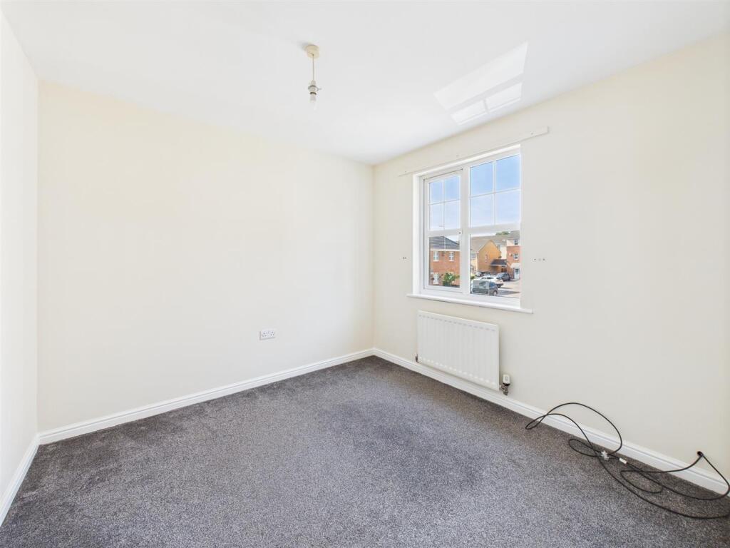 Bedroom: