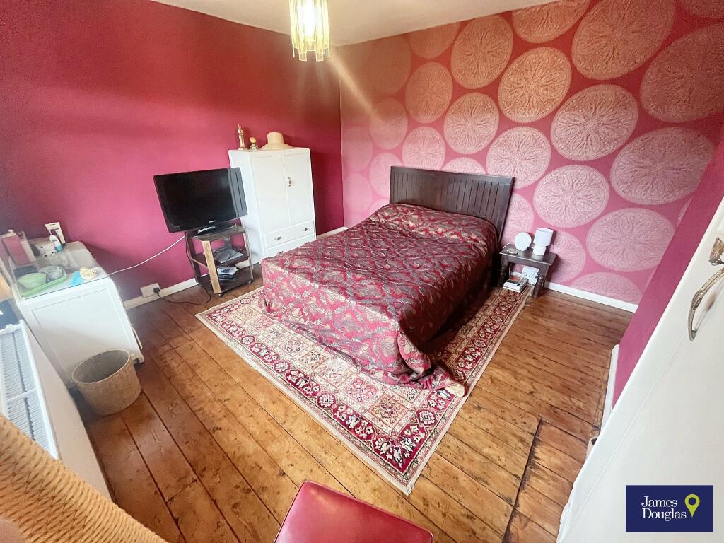 Bed12