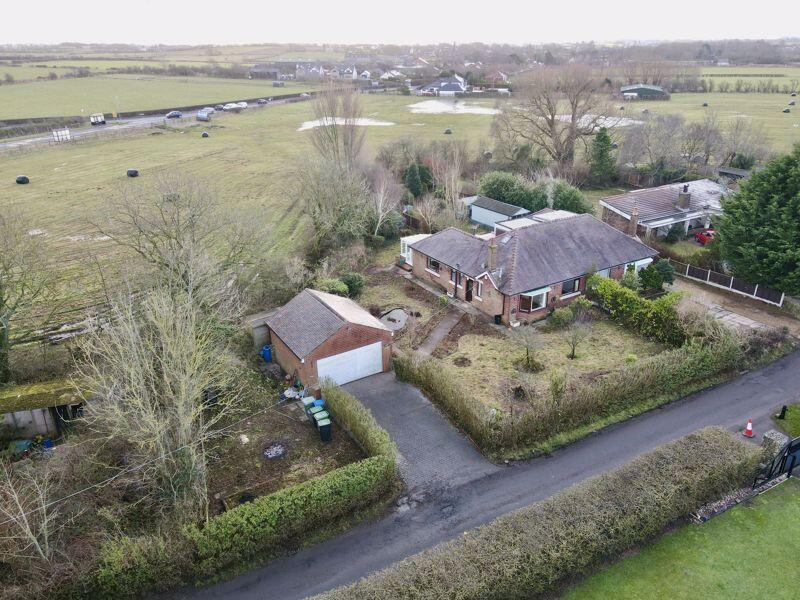 Front corner aerial