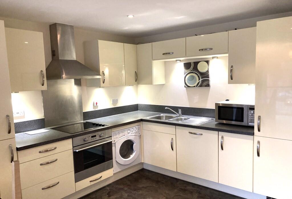 Open Plan Living Room/Fitted Kitchen