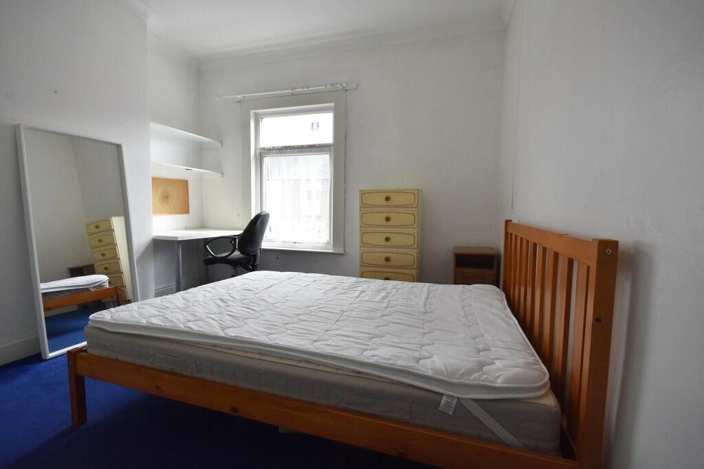 Bedroom 22-min