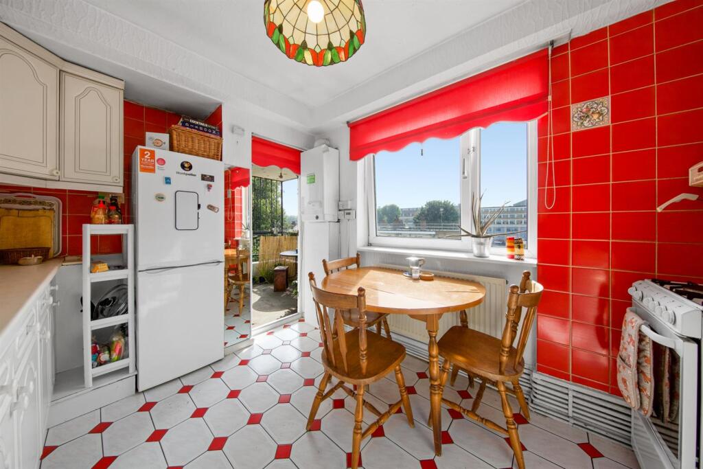 Somerford Grove, N16