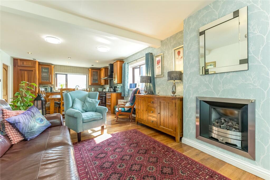 Living/Dining Kitche