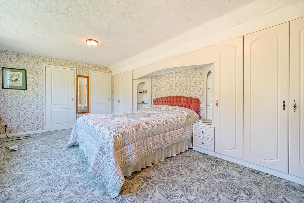 Bedroom 1 (upstai...