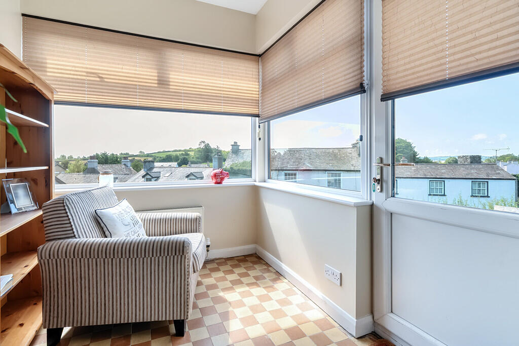 Entrance/Dining A...