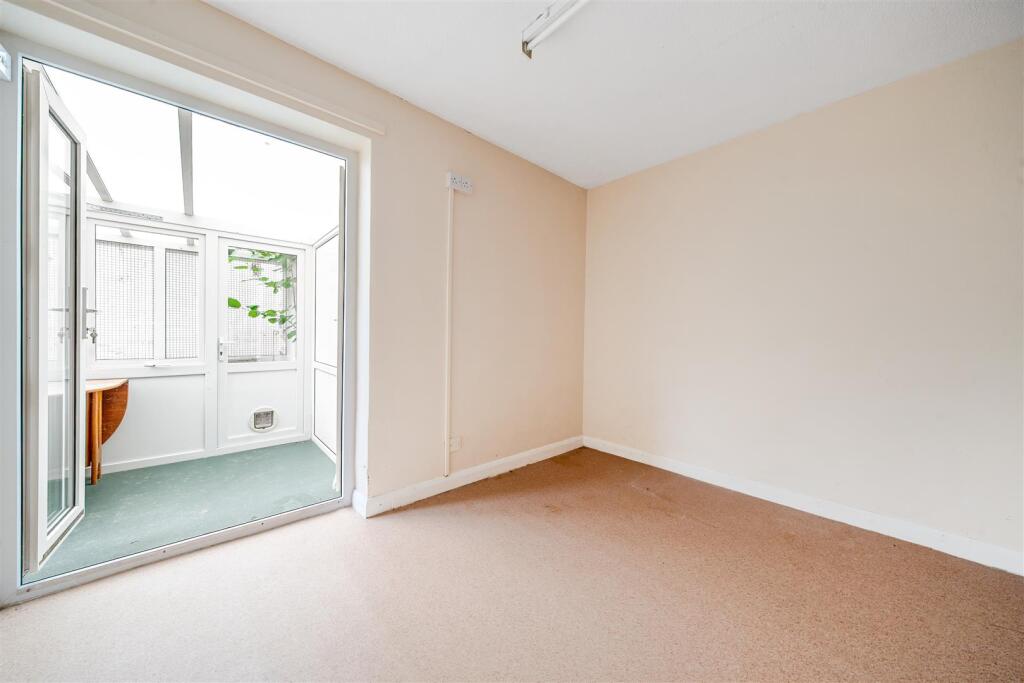 41 Pennine Way, Ashby
