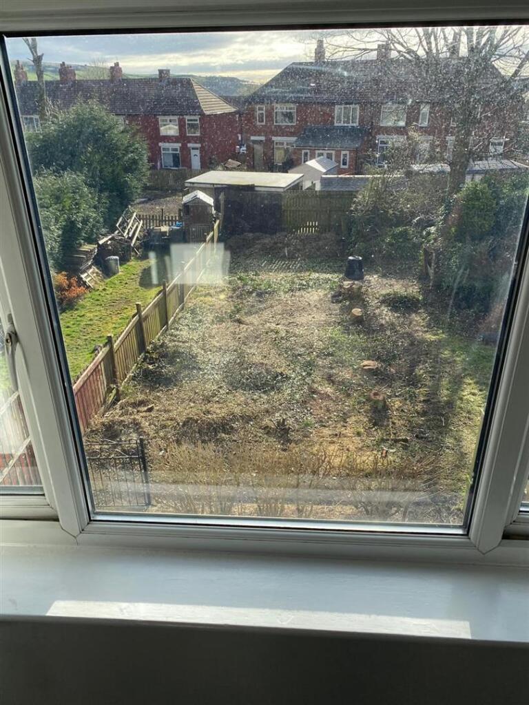 PIc of rear garden.jpg