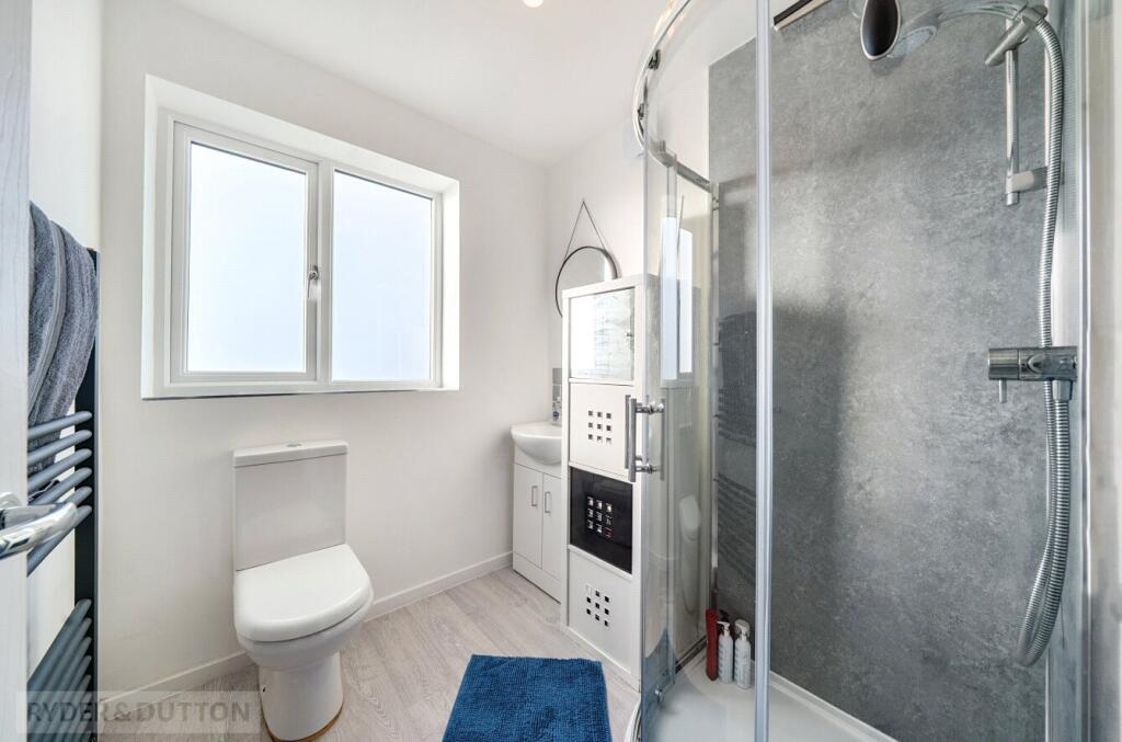 Gladstone Street, Hadfield, Glossop, Derbyshire, SK13