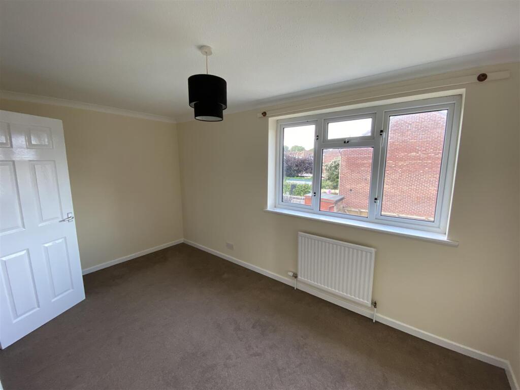 Bedroom 1.jpeg