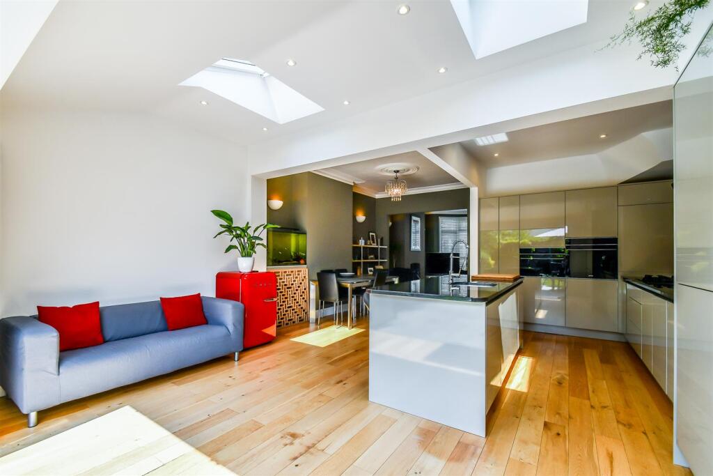Kitchen - Family Room