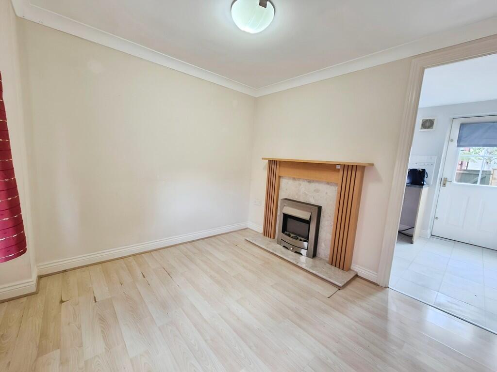 bc09a084-10000295...