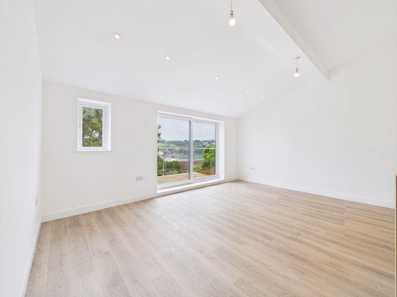 open plan lounge/diner