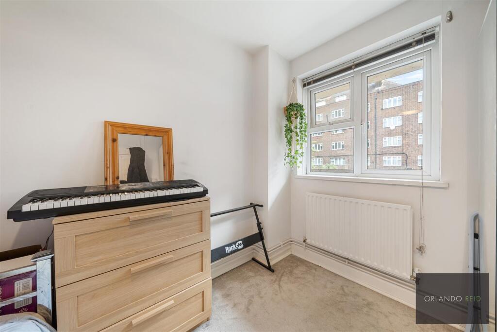 33 Morant House SW9 9AA-4.jpg