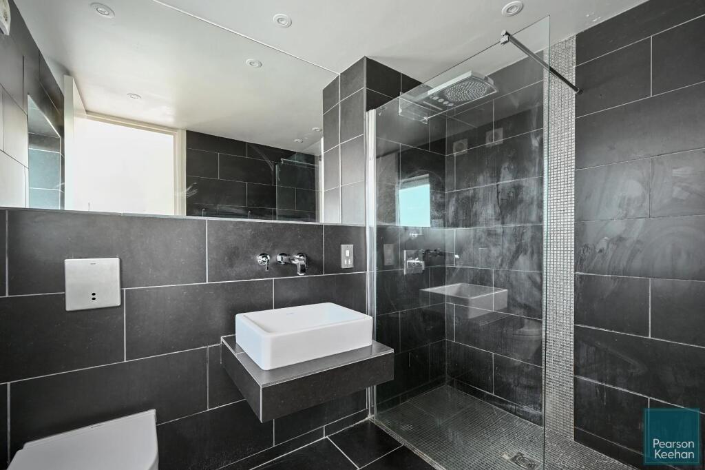 The South Penthouse Park Apartments bn (26).jpg
