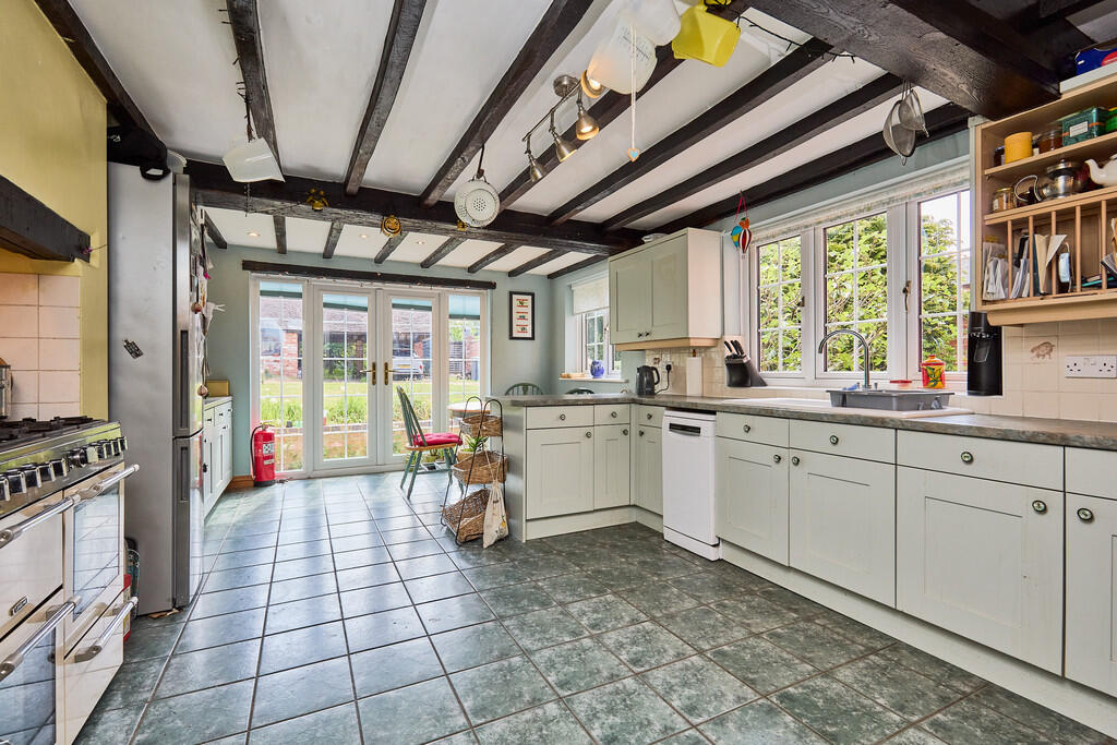 Edward Knight 202...