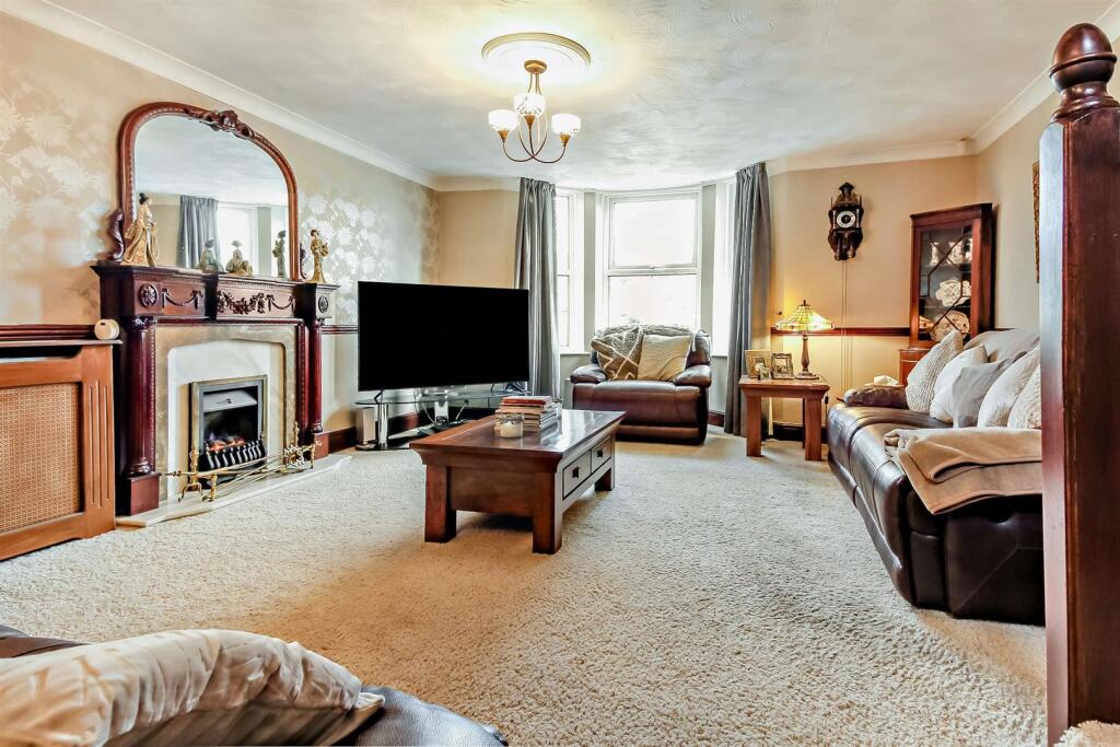 8669234-interior09-800.jpg