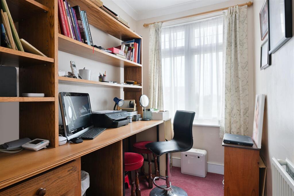 STONELEIGH AVENUE, 162- (15).jpg