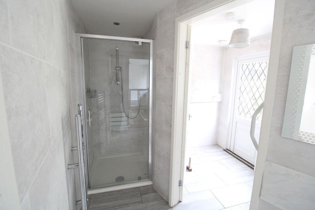 shower room.jpg