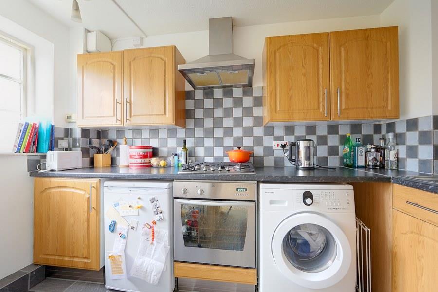 Ashdown Way 50 kitch