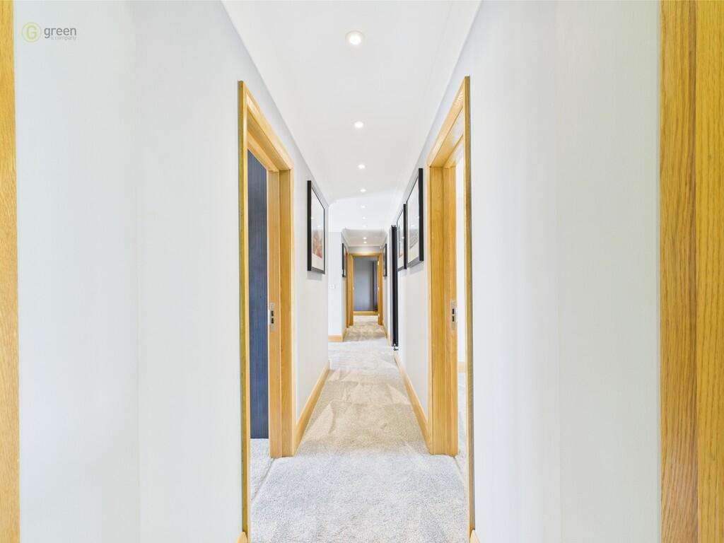 CAM03830G0-PR0156...